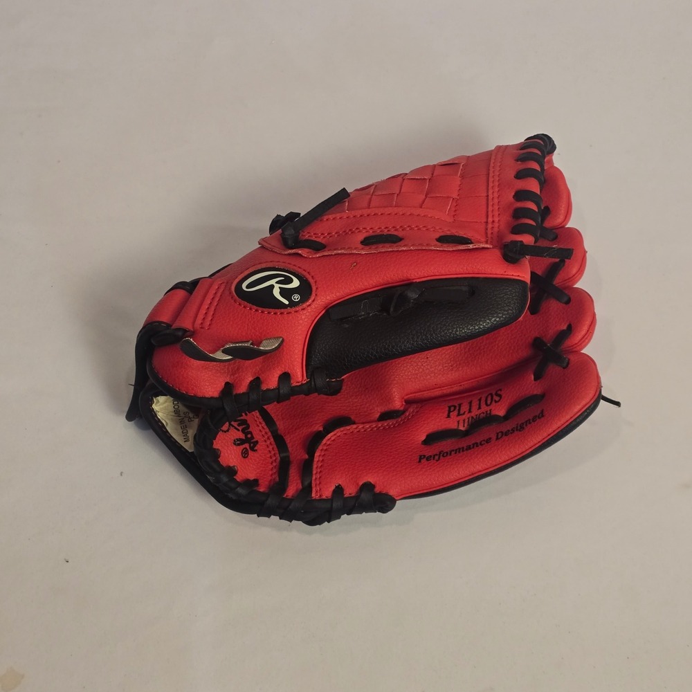 Rawlings Players Series 11 Inch Youth Baseball Glove Red Black PL110S REG Right